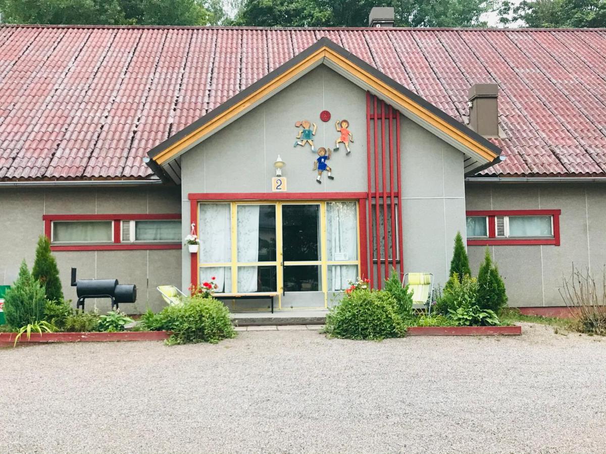 Koulumaeki Vandrerhjem Karkola Eksteriør bilde